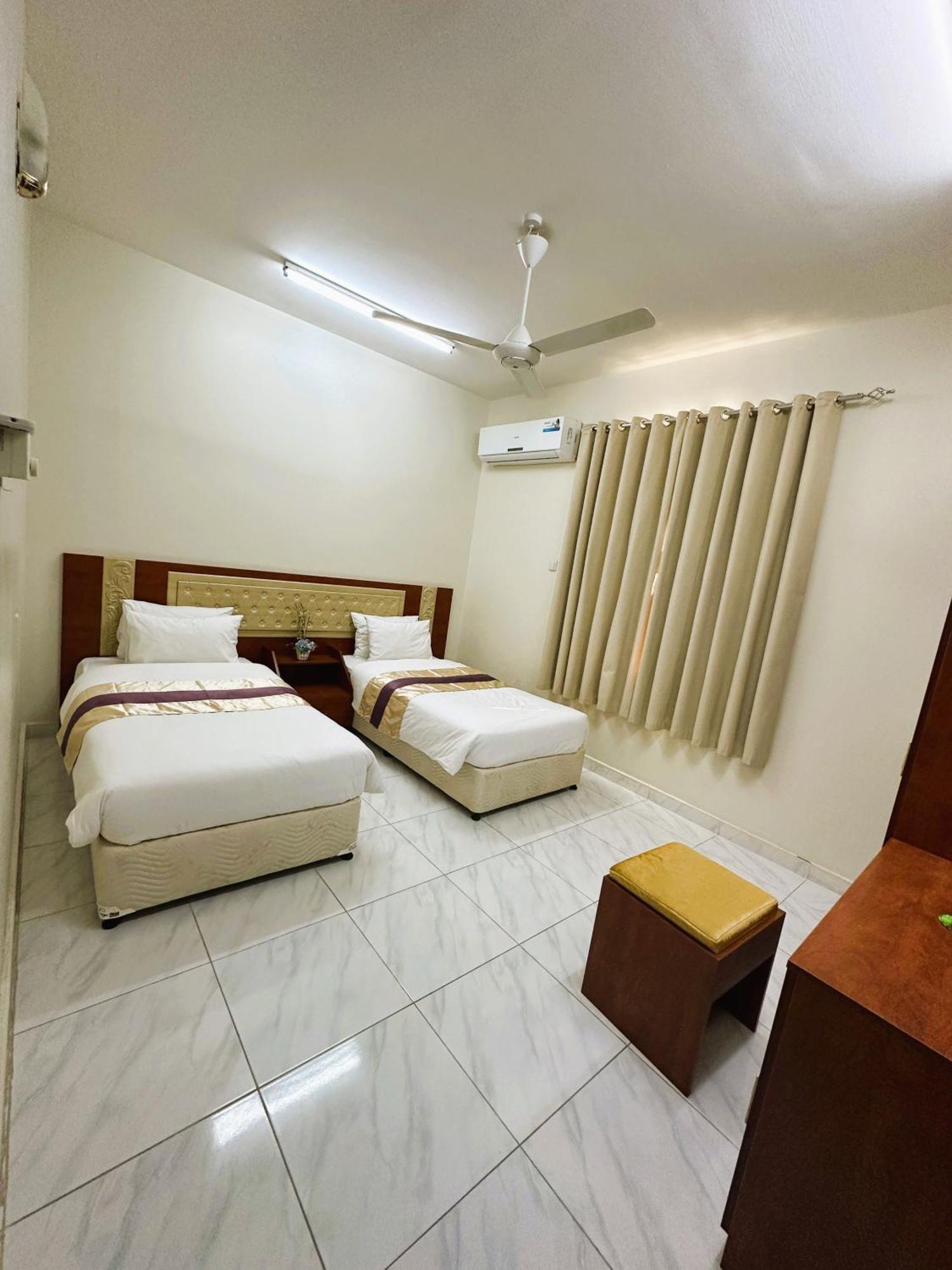 Bahla Jewel Hotel Apartments Bagian luar foto