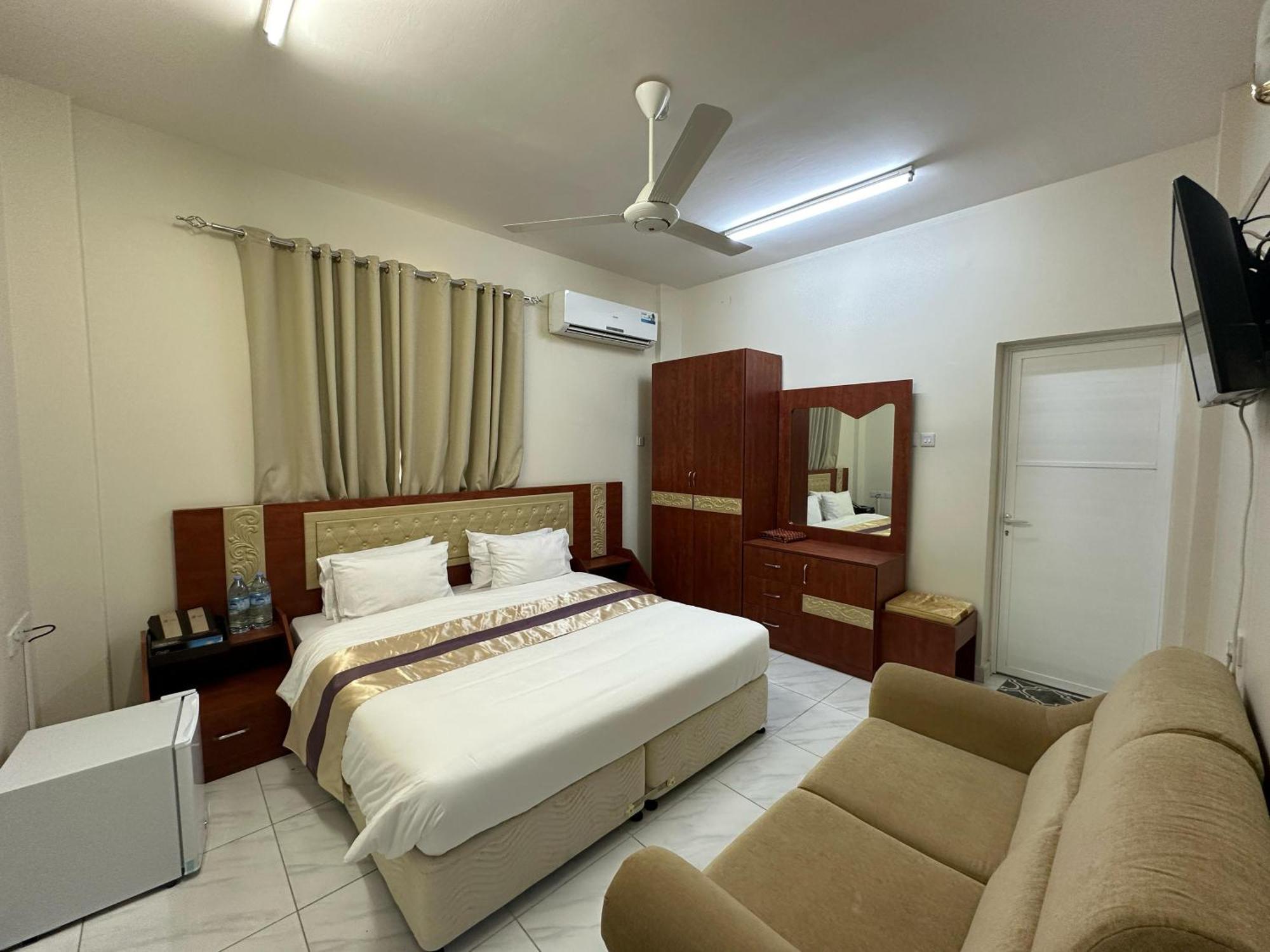 Bahla Jewel Hotel Apartments Bagian luar foto