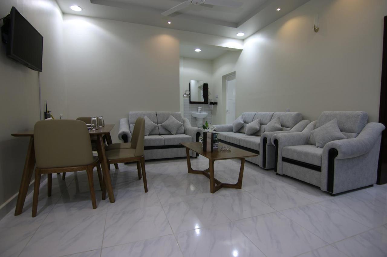 Bahla Jewel Hotel Apartments Bagian luar foto