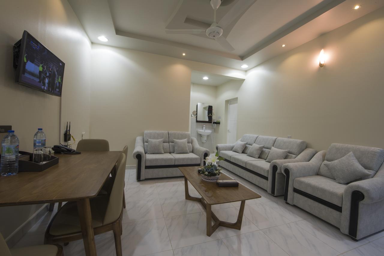 Bahla Jewel Hotel Apartments Bagian luar foto