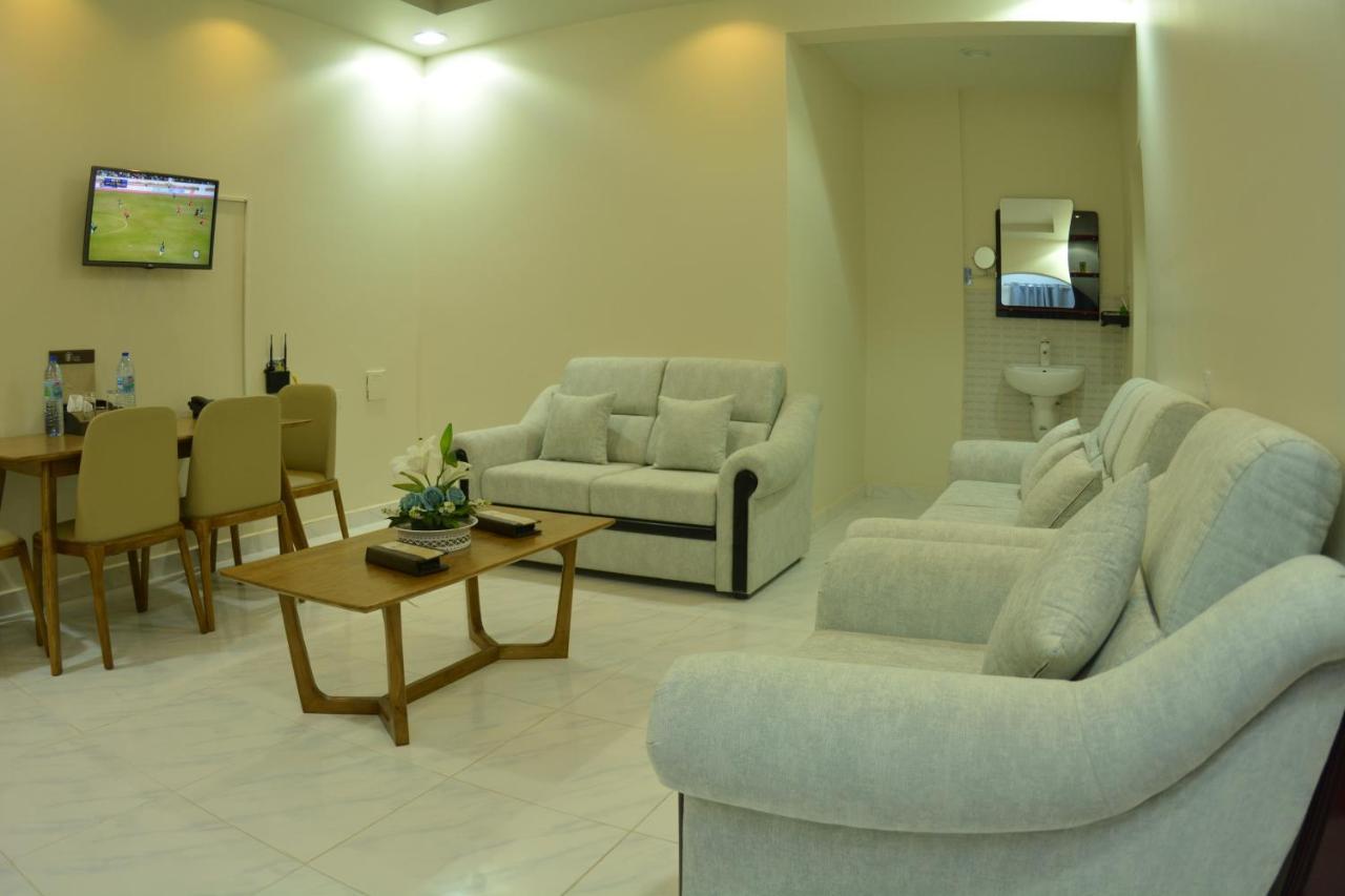 Bahla Jewel Hotel Apartments Bagian luar foto